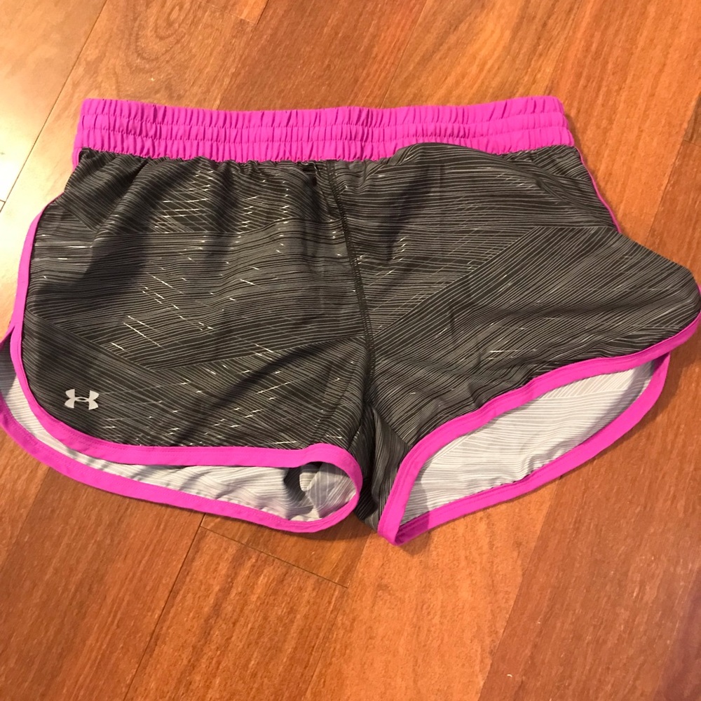 Under Armour Women’s Heat Gear Shorts